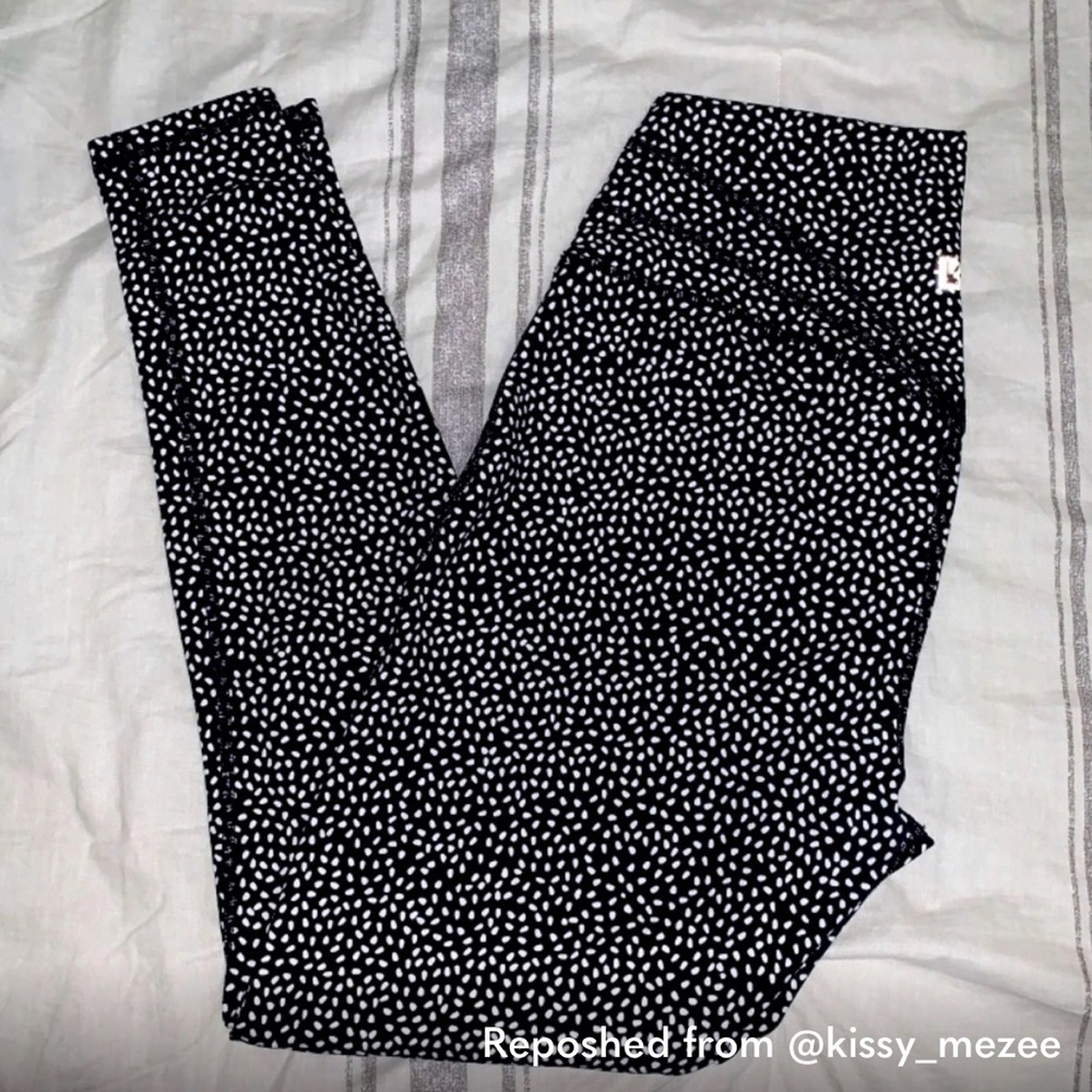 Buff bunny bossy print legacy leggings